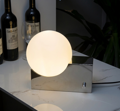 Sferyczna Lampa